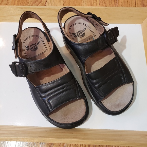 dr martens sandals sizing